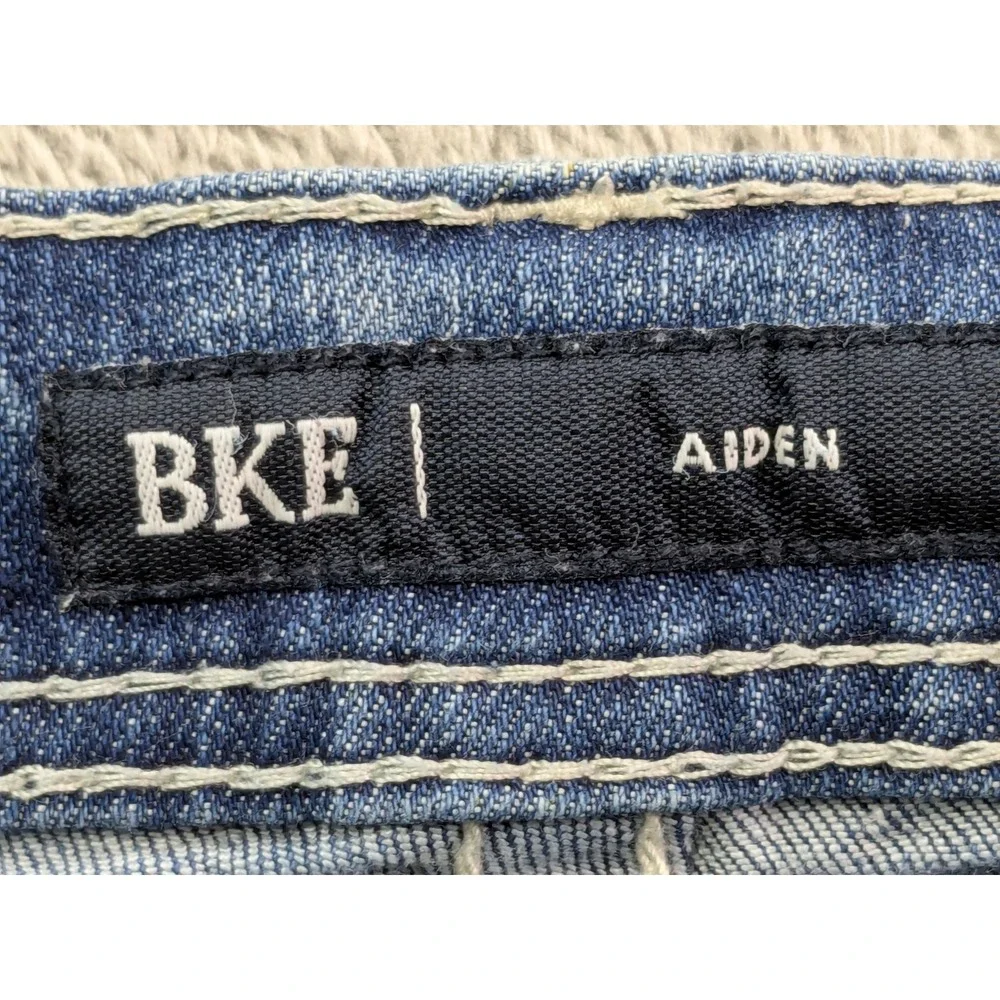 BKE Aiden Slim Fit Light Wash Denim Jeans Mens 26x32 Blue Stretch